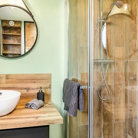 Les Tiny D'aureilhan Avec Jacuzzi Privatif Tatil Evi