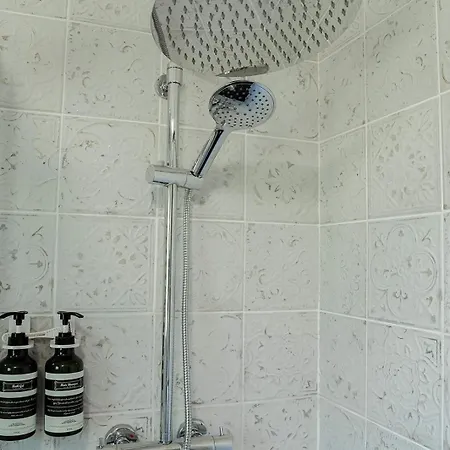 Les Tiny D'aureilhan Avec Jacuzzi Privatif Tatil Evi