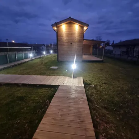 Les Tiny D'aureilhan Avec Jacuzzi Privatif Prázdninový dům